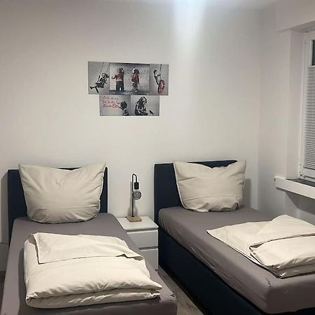 Eine Modern Renovierte Wohnung Mit Balkonterrasse. Lubbecke Εξωτερικό φωτογραφία